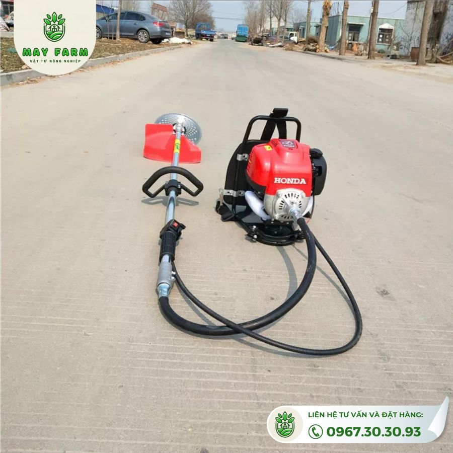 máy cắt cỏ đẩy tay Honda 