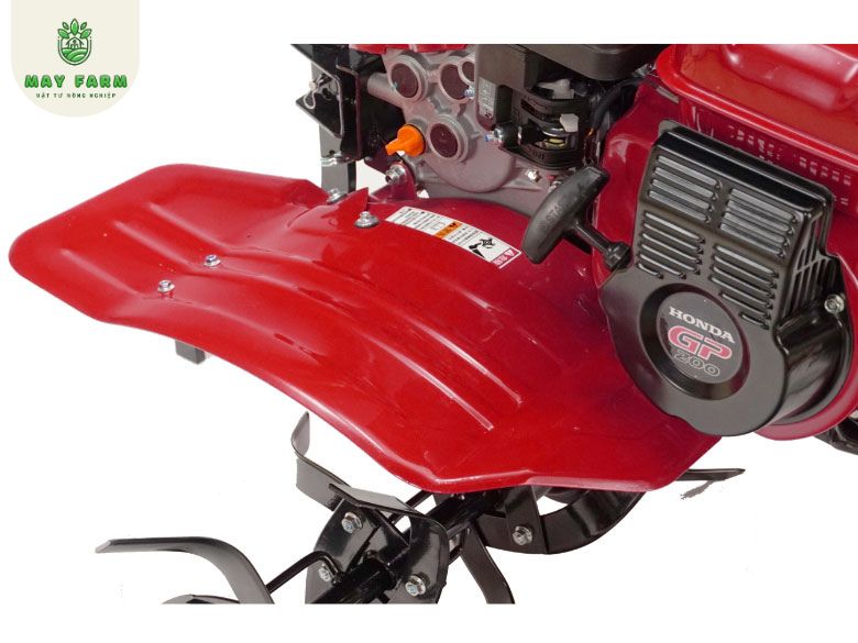 Máy được trang bị một tấm chắn đặc biệt
