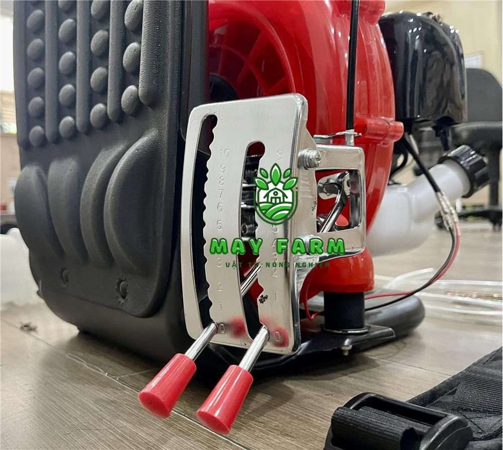 Máy phun thuốc Oshima 3WF-3A-43 (OS-43) được trang bị động cơ 43cc mạnh mẽ
